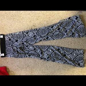 Juniors flare pants